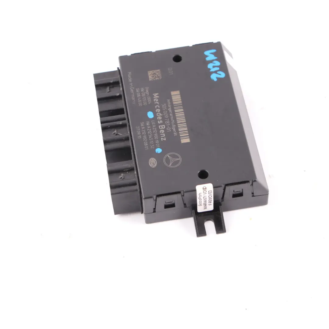 Towing Hitch Trailer Hook Module Control Unit to Mercedes W212 with Part number A2129001901 Mercedes W212 Towing Hitch Trailer Hook Module Control Unit - SKU A2129001901 - Part number A2129001901