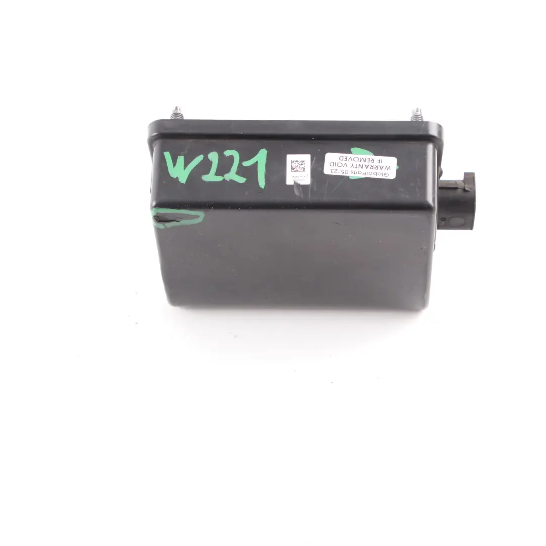 W207 W216 Distronic Cruise Control Radar Unit Module to Mercedes W212 with Part number A2129003300 Mercedes W212 W207 W216 Distronic Cruise Control Radar Unit Module - SKU A2129003300 - Part number A2129003300