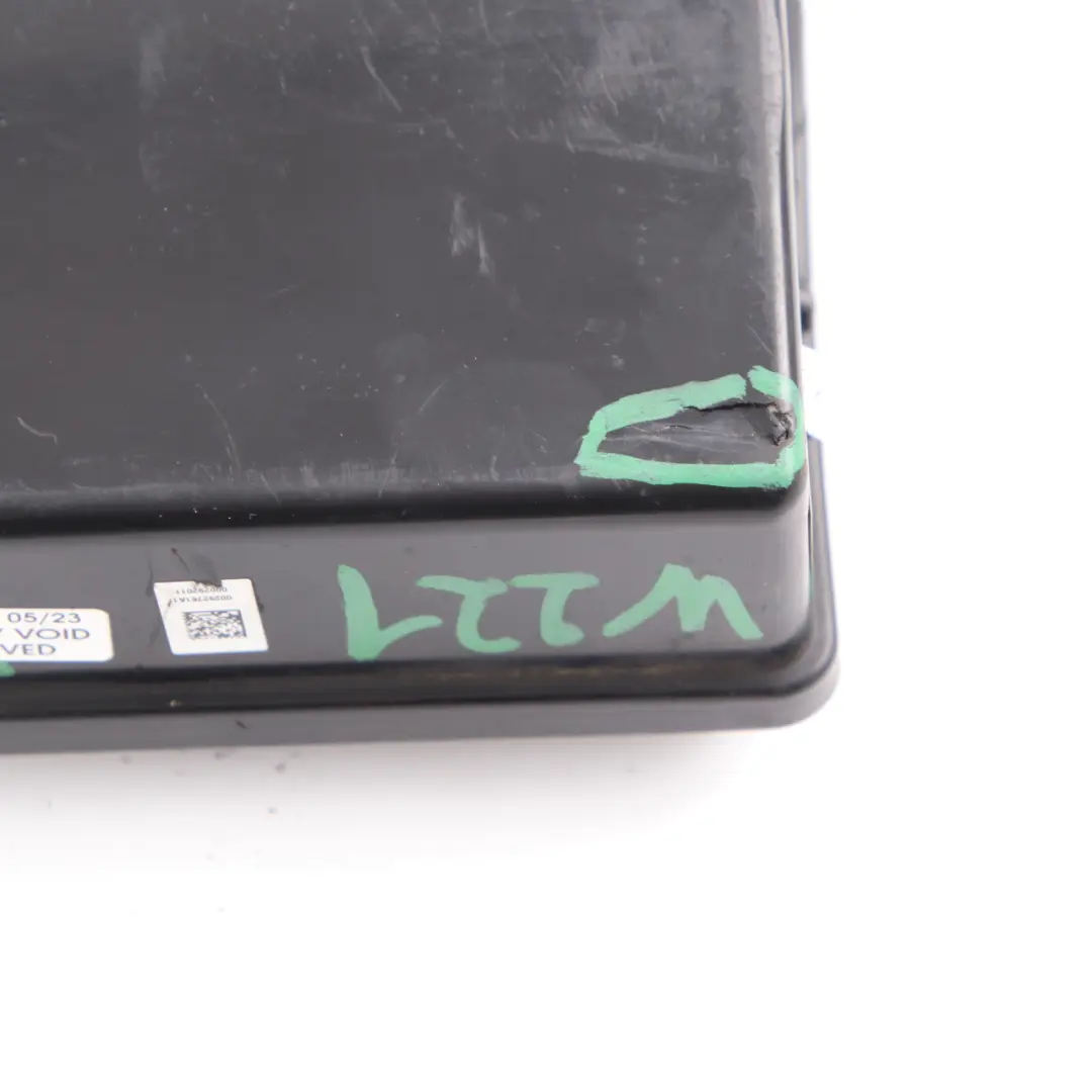 W207 W216 Distronic Cruise Control Radar Unit Module to Mercedes W212 with Part number A2129003300 Mercedes W212 W207 W216 Distronic Cruise Control Radar Unit Module - SKU A2129003300 - Part number A2129003300