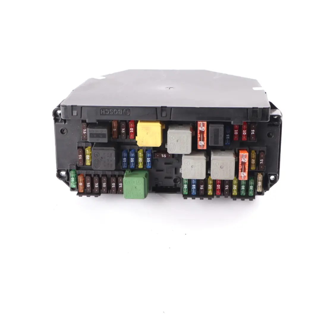 Caja fusibles delantera Relé Unidad control SAM Módulo para Mercedes W204 con número de pieza A2129003314 Mercedes W204 Caja fusibles delantera Relé Unidad control SAM Módulo - SKU A2129003314 - Número de pieza A2129003314