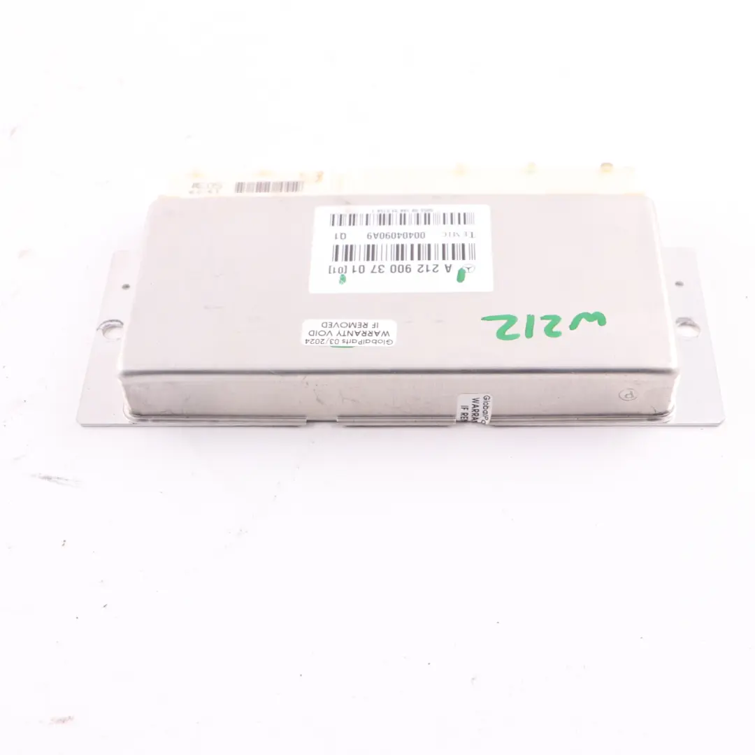 Suspension Level Control Unit Module Airmatic to Mercedes W212 Air with Part number A2129003701 Mercedes W212 Air Suspension Level Control Unit Module Airmatic - SKU A2129003701 - Part number A2129003701