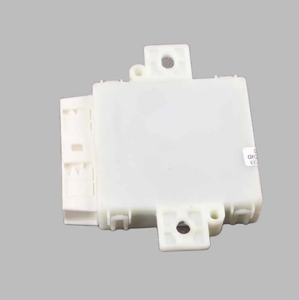 PDC Parcheggio Distanza Unità Controllo Modulo Sensore per Mercedes W212 con numero di parte A2129003704 Mercedes W212 PDC Parcheggio Distanza Unità Controllo Modulo Sensore - SKU A2129003704 - Numero di parte A2129003704