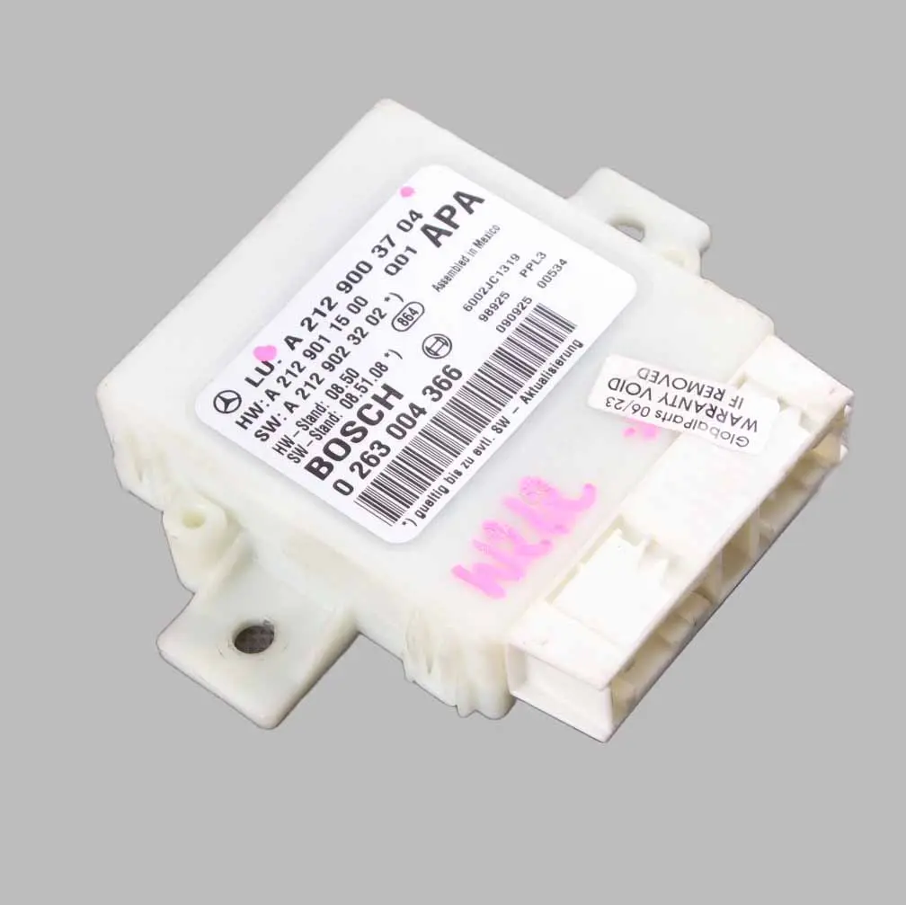 PDC Module De Contrôle Distance Stationnement Capteur pour Mercedes W212 à propos du numéro de pièce A2129003704 Mercedes W212 PDC Module De Contrôle Distance Stationnement Capteur - SKU A2129003704 - Numéro de pièce A2129003704