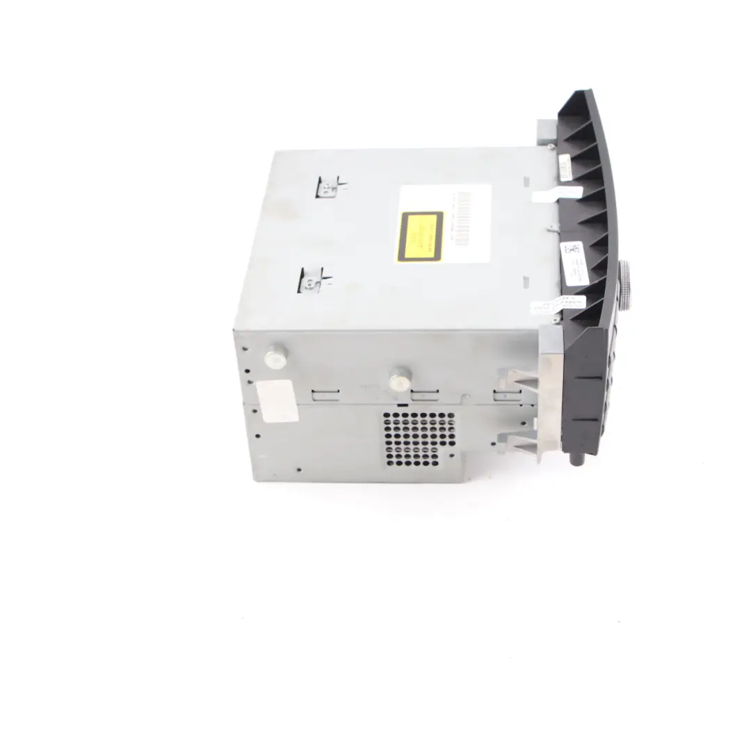 COMAND Radio Head Navi CD DVD Player Navigation do Mercedes W212 o numerze A2129003708 Mercedes W212 COMAND Radio Head Navi CD DVD Player Navigation - SKU A2129003708 - Numer Części A2129003708