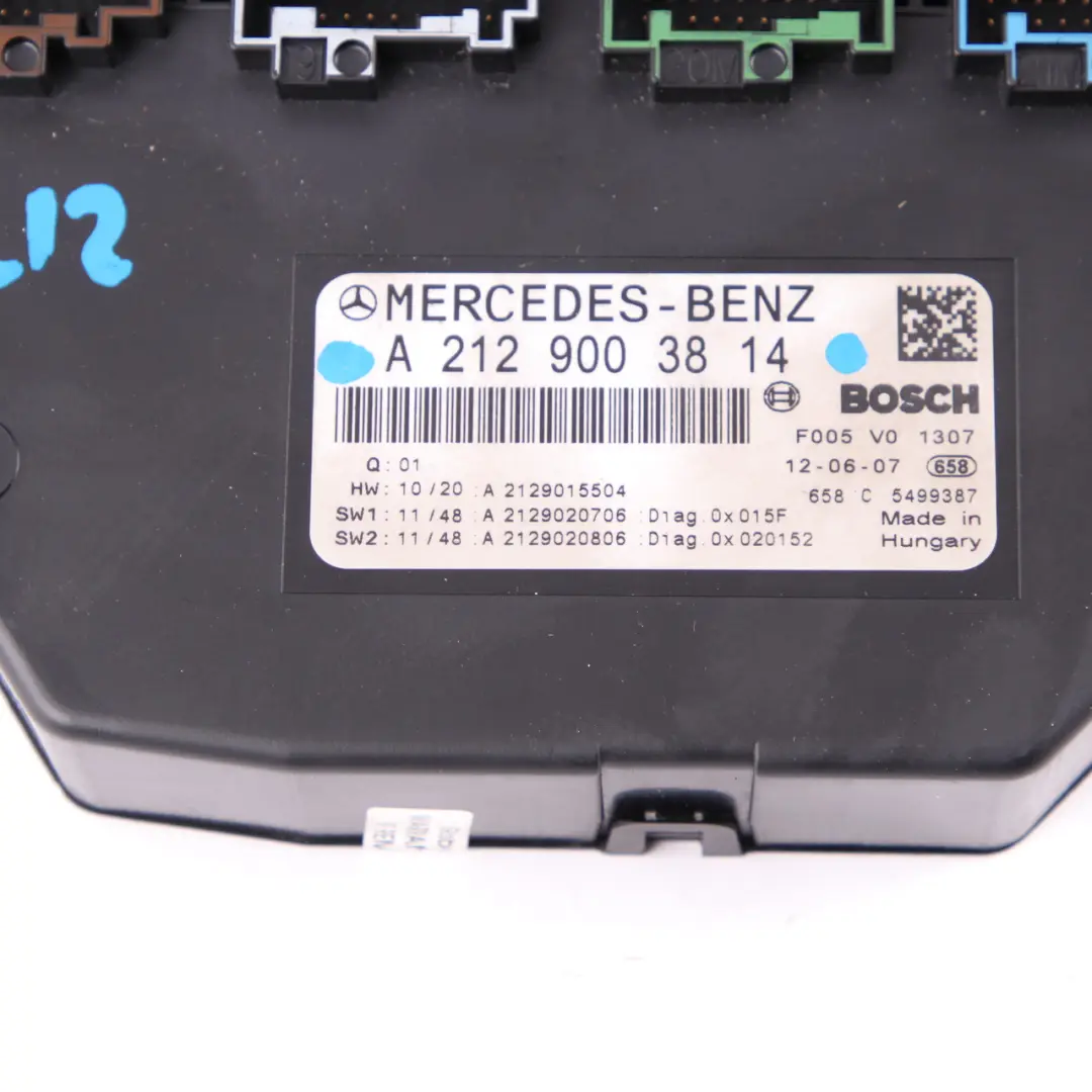 Boîte fusibles Mercedes W204 W212 Module l'unité contrôle relais SAM pour à propos du numéro de pièce A2129003814 Boîte fusibles Mercedes W204 W212 Module l'unité contrôle relais SAM - SKU A2129003814 - Numéro de pièce A2129003814