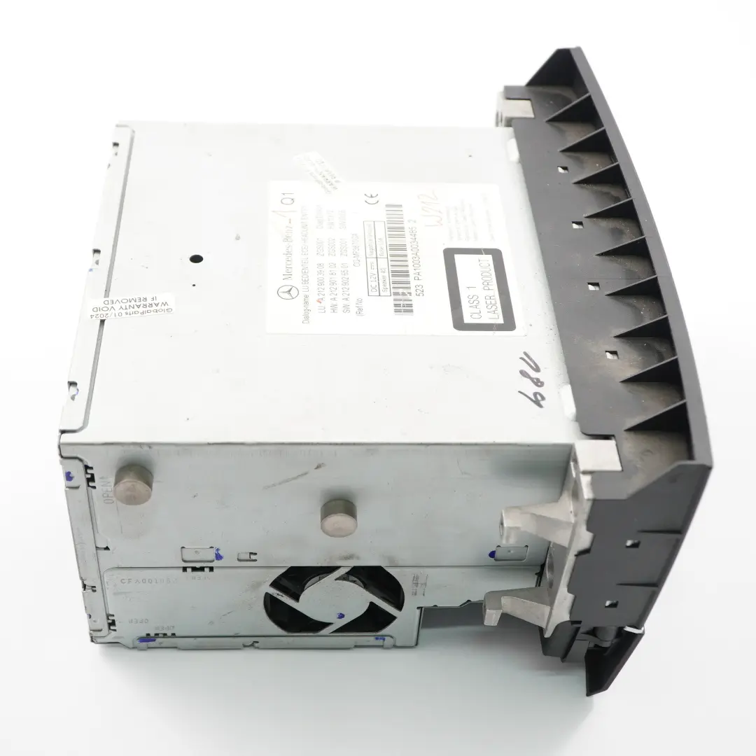 Audio 20 CD-Player Audio-Stereo-Radio-Hauptgerät für Mercedes W212 mit Teilenummer A2129003908 Mercedes W212 Audio 20 CD-Player Audio-Stereo-Radio-Hauptgerät - SKU A2129003908-1 - Teilenummer A2129003908