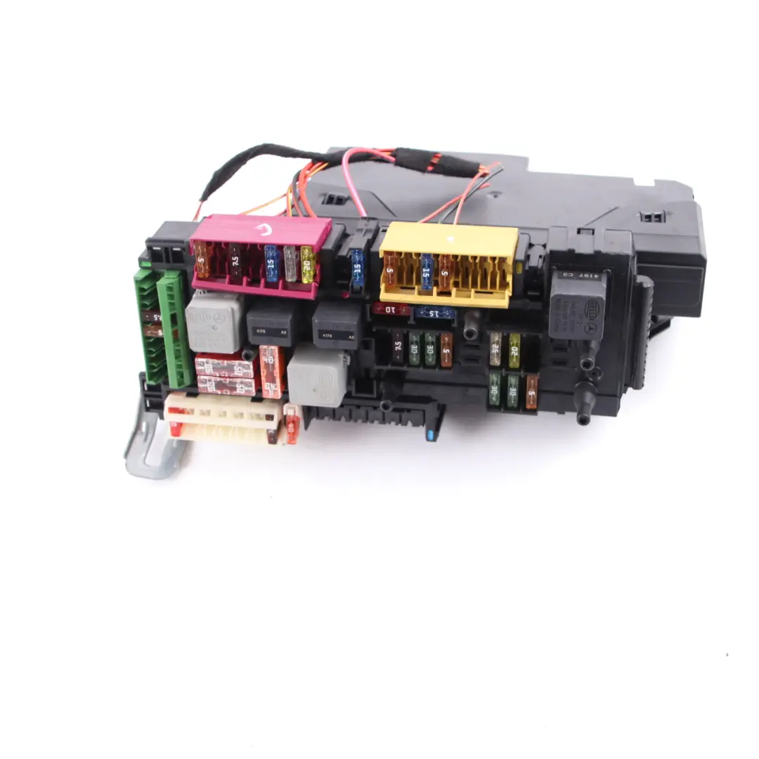 Mercedes W212 Caja De Fusibles Trasera SAM Relé Unidad De Control Módulo - SKU A2129003922 - Número de pieza A2129003922