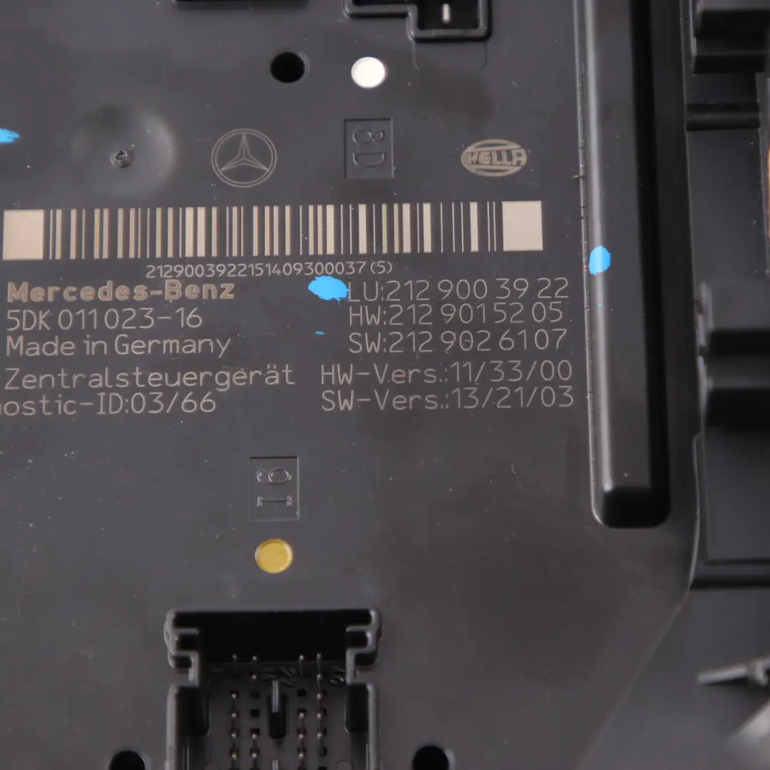 Caja De Fusibles Trasera SAM Relé Unidad De Control Módulo para Mercedes W212 con número de pieza A2129003922 Mercedes W212 Caja De Fusibles Trasera SAM Relé Unidad De Control Módulo - SKU A2129003922 - Número de pieza A2129003922
