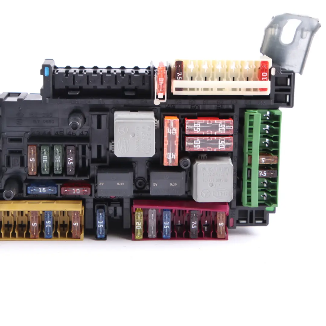 Fuse Box Rear SAM Relay Control Unit Module to Mercedes W212 with Part number A2129003922 Mercedes W212 Fuse Box Rear SAM Relay Control Unit Module - SKU A2129003922 - Part number A2129003922