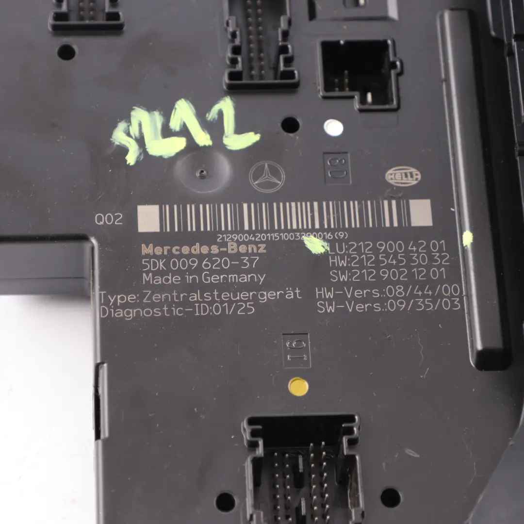 Fuse Box Rear SAM Module Relay Control Unit to Mercedes S212 Estate with Part number A2129004201 Mercedes S212 Estate Fuse Box Rear SAM Module Relay Control Unit - SKU A2129004201 - Part number A2129004201