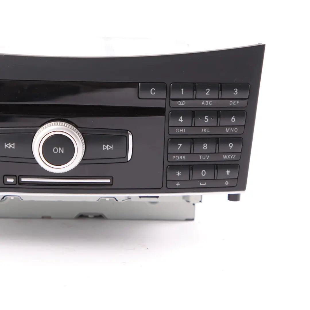 Radio Head Unit Mercedes W212 COMAND Navi CD DVD Player Changer to with Part number A2129004208 Radio Head Unit Mercedes W212 COMAND Navi CD DVD Player Changer - SKU A2129004208 - Part number A2129004208