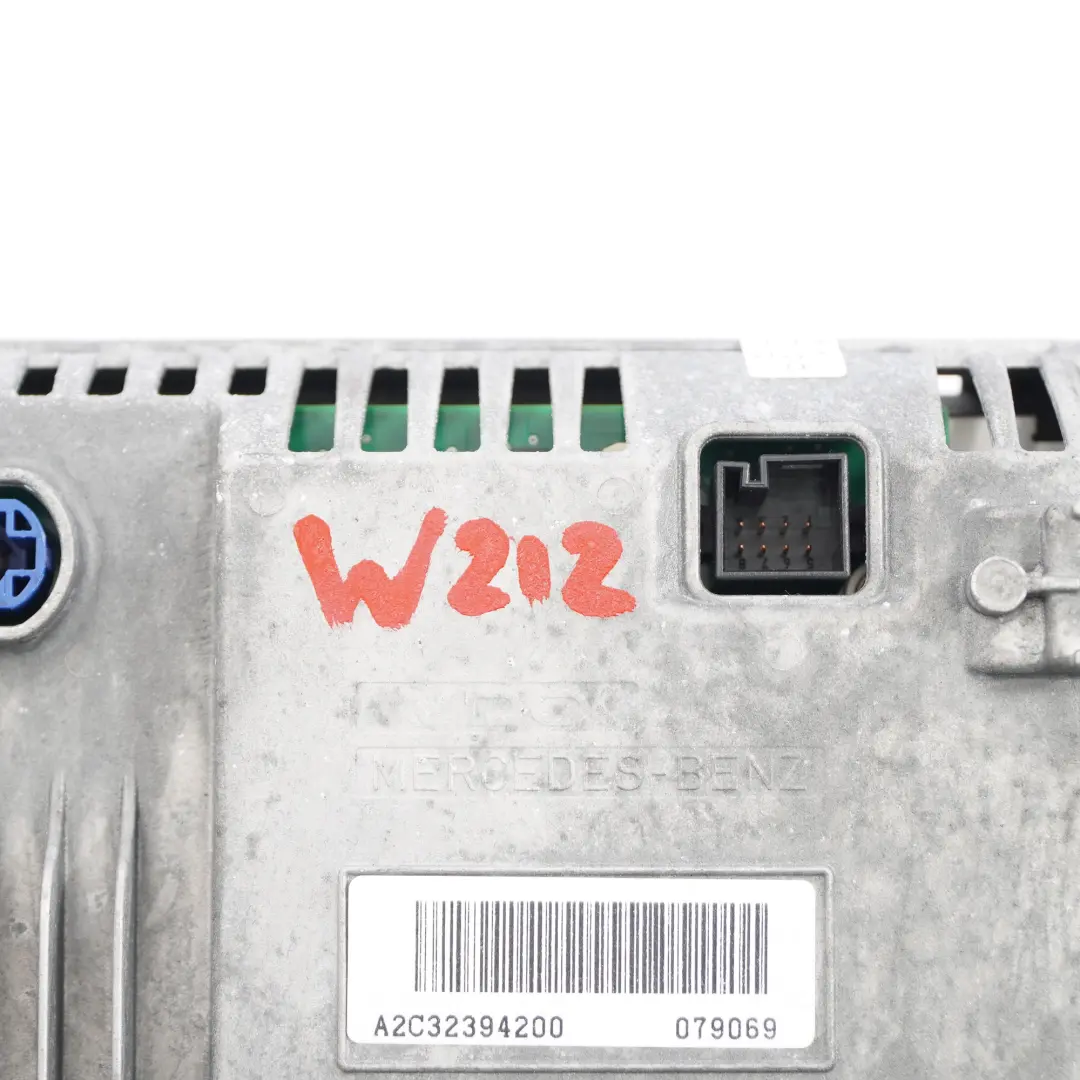 Schermo Display Mercedes W212 Informazioni Navigazione Cruscotto per con numero di parte A2129004307 Schermo Display Mercedes W212 Informazioni Navigazione Cruscotto - SKU A2129004307 - Numero di parte A2129004307