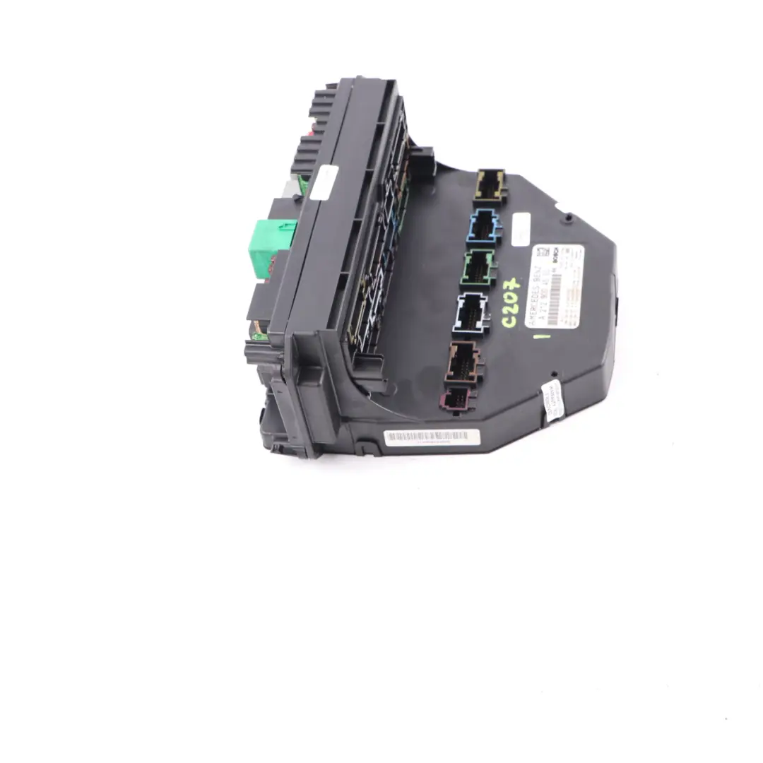 Boîtier De Fusibles Et Relais De Commande SAM pour Mercedes C207 W212 à propos du numéro de pièce A2129004500 Mercedes C207 W212 Boîtier De Fusibles Et Relais De Commande SAM - SKU A2129004500 - Numéro de pièce A2129004500
