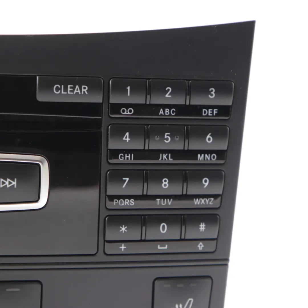 Radio Head Unit Mercedes W207 W212 COMAND Navi CD Player Navigation to with Part number A2129004514 Radio Head Unit Mercedes W207 W212 COMAND Navi CD Player Navigation - SKU A2129004514 - Part number A2129004514