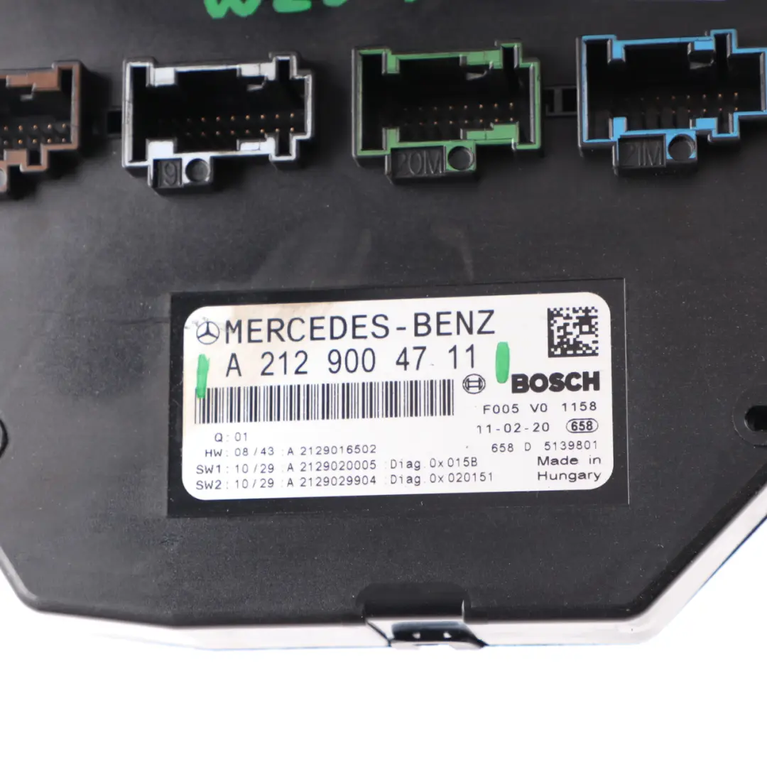Boîtier Fusibles Avant Relais Module SAM pour Mercedes W204 W212 à propos du numéro de pièce A2129004711 Mercedes W204 W212 Boîtier Fusibles Avant Relais Module SAM - SKU A2129004711 - Numéro de pièce A2129004711