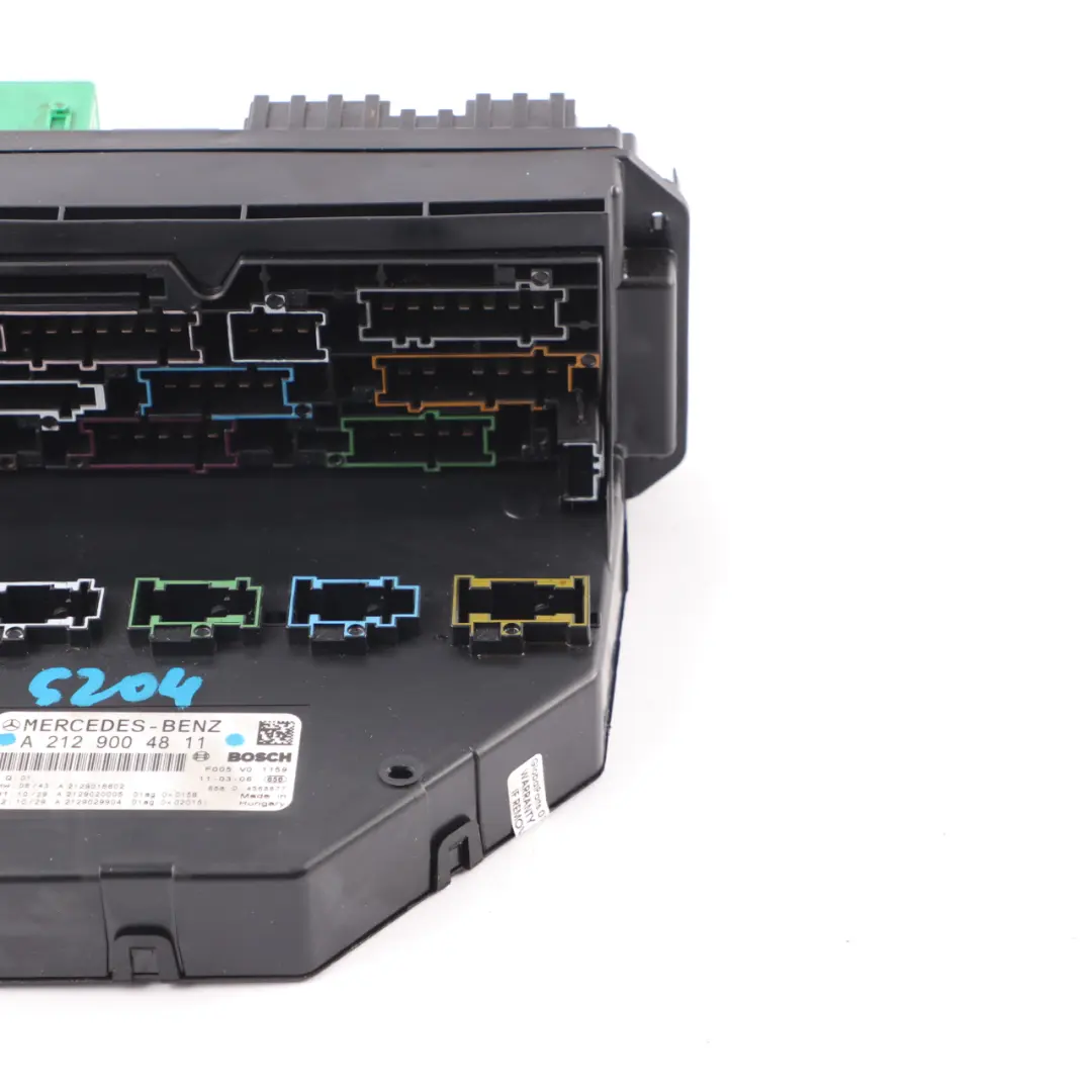 Fuse Box Mercedes W204 W212 Front Relay Control Unit SAM Module to with Part number A2129004811 Fuse Box Mercedes W204 W212 Front Relay Control Unit SAM Module - SKU A2129004811 - Part number A2129004811