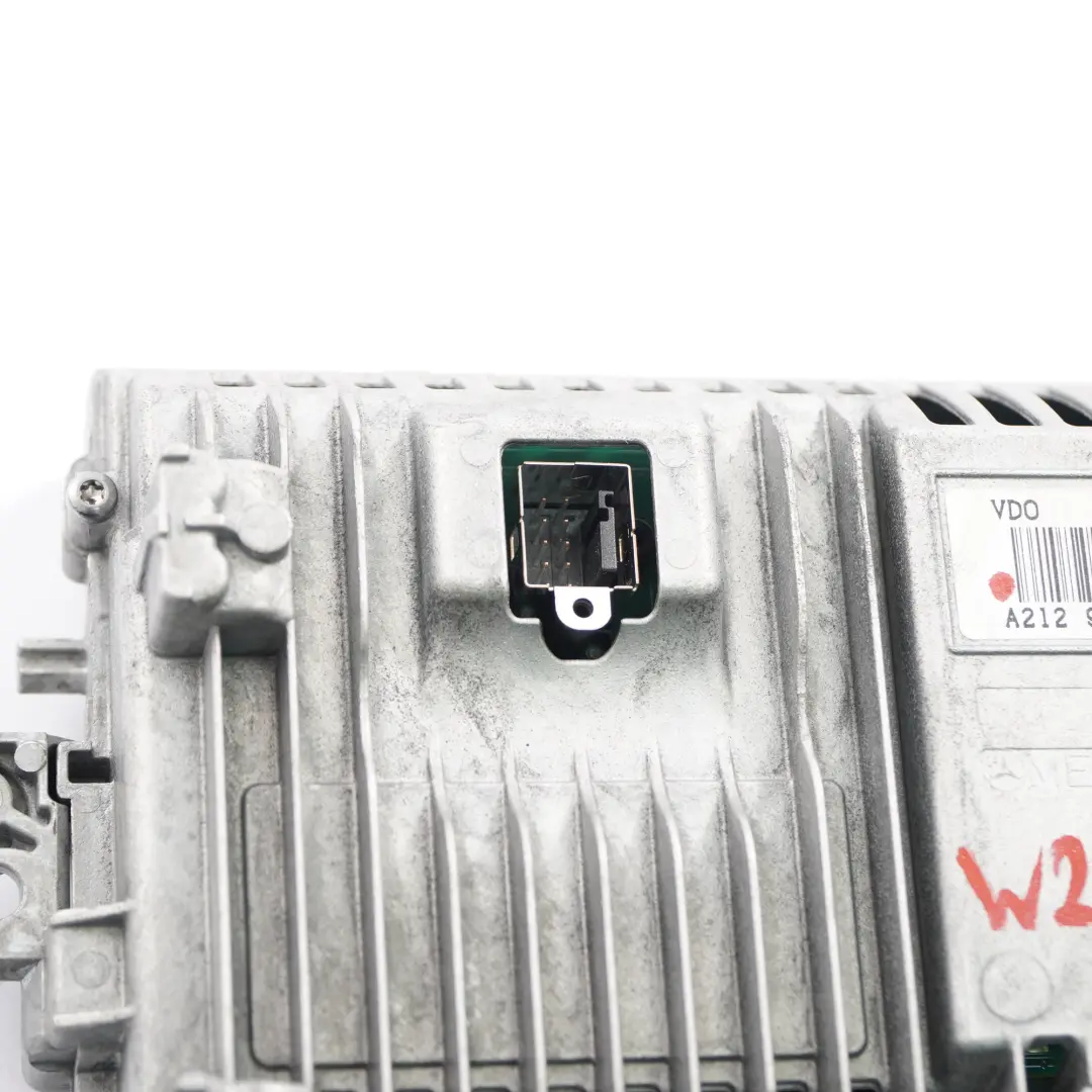 Informazioni Navigazione Schermo Cruscotto per Mercedes W212 con numero di parte A2129004900 Mercedes W212 Informazioni Navigazione Schermo Cruscotto - SKU A2129004900-1 - Numero di parte A2129004900