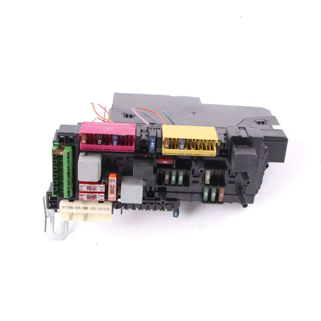 Caja Fusibles Módulo Unidad Control Relé SAM Trasero para Mercedes W212 con número de pieza A2129004901 Mercedes W212 Caja Fusibles Módulo Unidad Control Relé SAM Trasero - SKU A2129004901 - Número de pieza A2129004901
