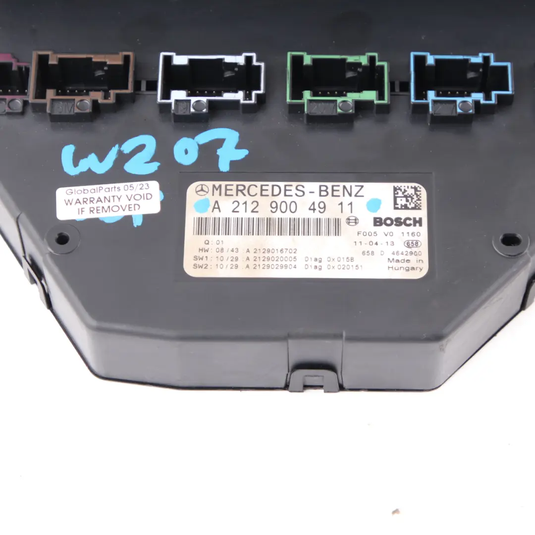 Mercedes W207 Caja Fusibles Módulo Unidad Control Relé Frontal SAM - SKU A2129004911 - Número de pieza A2129004911