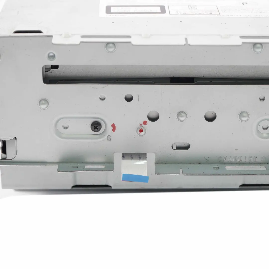 Audio 20 Lettore Cd Audio Stereo Radio Head Unit per Mercedes W212 con numero di parte A2129005010 Mercedes W212 Audio 20 Lettore Cd Audio Stereo Radio Head Unit - SKU A2129005010 - Numero di parte A2129005010