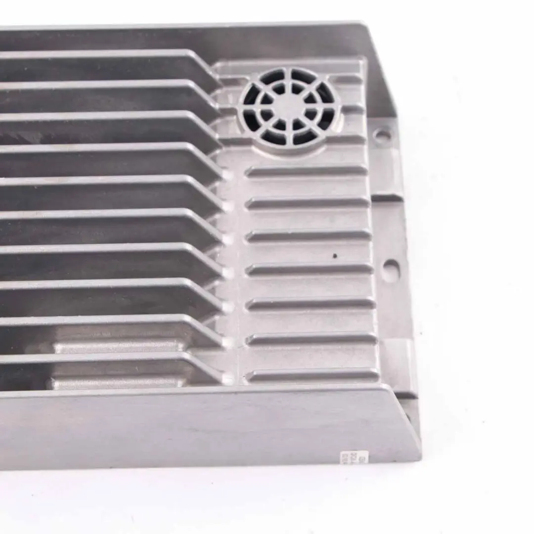 C204Unité d'amplification du son Harman Becker pour Mercedes à propos du numéro de pièce A2129005213 Mercedes C204Unité d'amplification du son Harman Becker - SKU A2129005213 - Numéro de pièce A2129005213