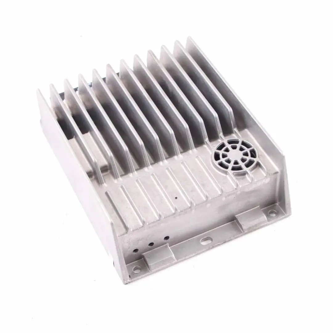 C204Unité d'amplification du son Harman Becker pour Mercedes à propos du numéro de pièce A2129005213 Mercedes C204Unité d'amplification du son Harman Becker - SKU A2129005213 - Numéro de pièce A2129005213