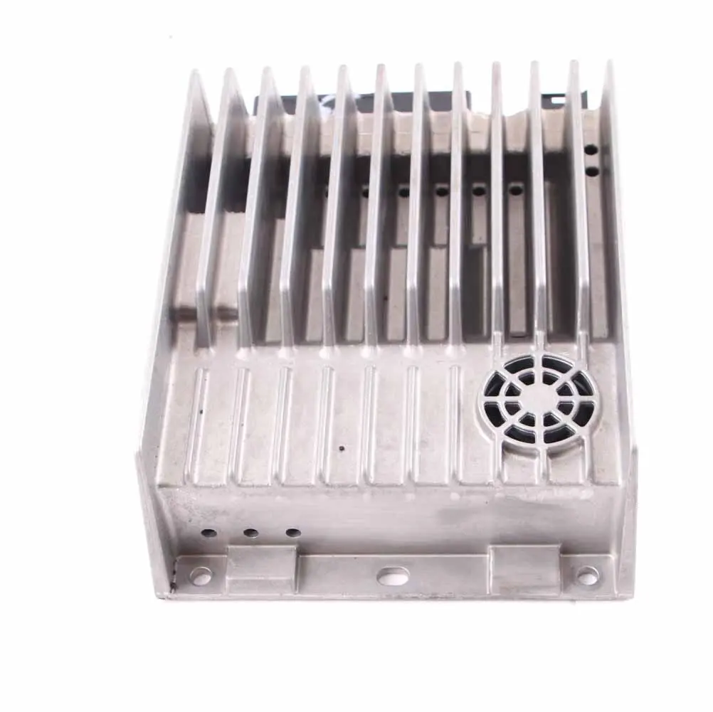 C204Unité d'amplification du son Harman Becker pour Mercedes à propos du numéro de pièce A2129005213 Mercedes C204Unité d'amplification du son Harman Becker - SKU A2129005213 - Numéro de pièce A2129005213