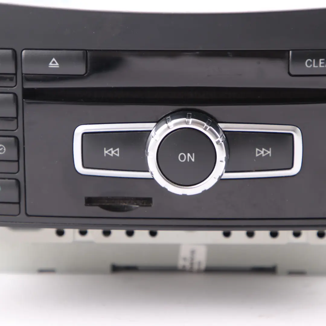  Radio-Hauptgerät Mercedes W212 COMAND Navi CD DVD Player Wechsler - SKU A2129005327 - Teilenummer A2129005327