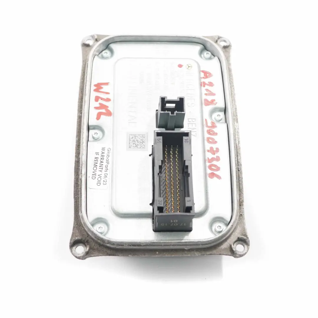 Module Phares Mercedes W207 W212 Unité contrôle LED du ballast Avant pour à propos du numéro de pièce A2129005424 Module Phares Mercedes W207 W212 Unité contrôle LED du ballast Avant - SKU A2129005424 - Numéro de pièce A2129005424