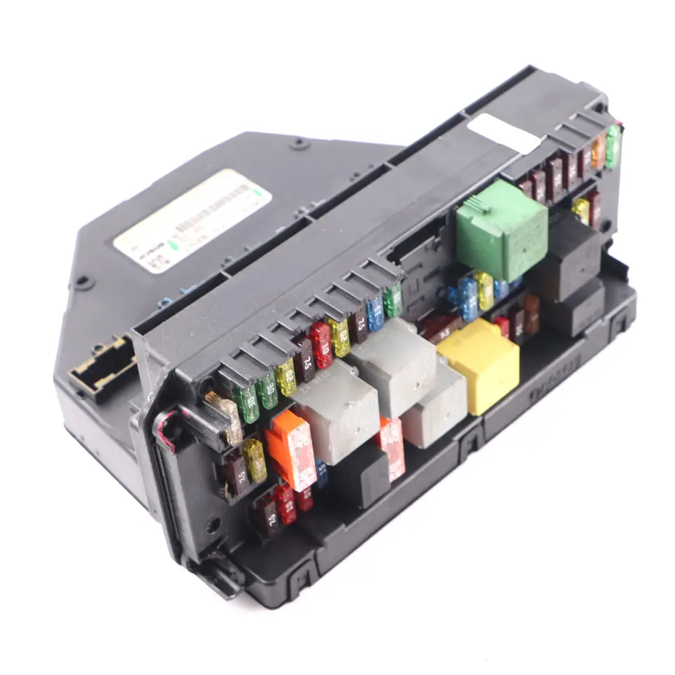 Fuse Box Mercedes W204 Front SAM SRB Module Fuse Relay Box Unit to with Part number A2129005822 Fuse Box Mercedes W204 Front SAM SRB Module Fuse Relay Box Unit - SKU A2129005822 - Part number A2129005822
