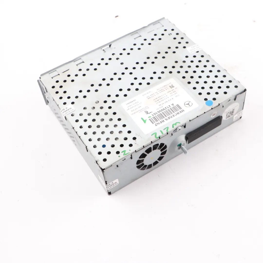 Tuner Mercedes W204 C207 W212 C218 Digital Video Control Module to TV with Part number A2129006101 TV Tuner Mercedes W204 C207 W212 C218 Digital Video Control Module - SKU A2129006101-1 - Part number A2129006101