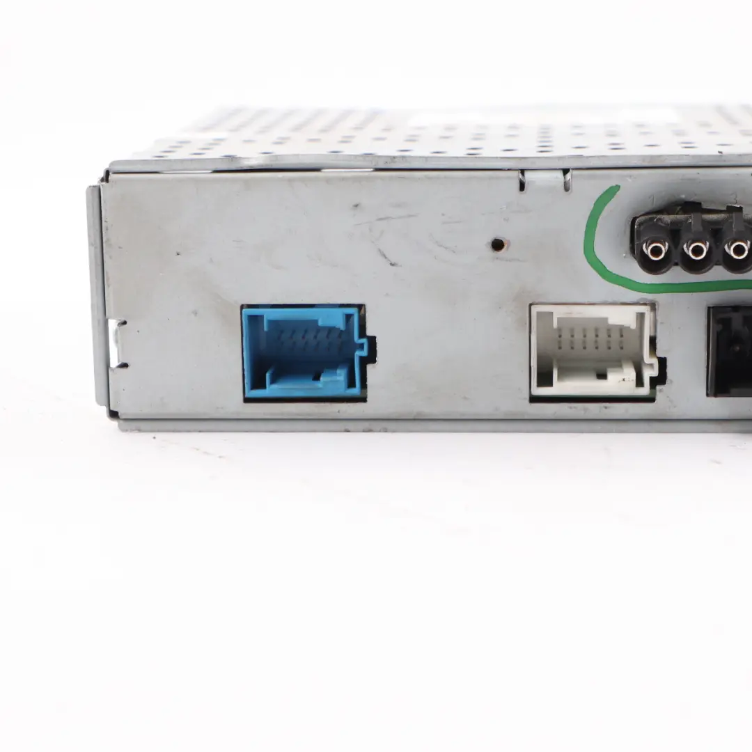 Tuner Mercedes W204 C207 W212 C218 Digital Video Control Module to TV with Part number A2129006101 TV Tuner Mercedes W204 C207 W212 C218 Digital Video Control Module - SKU A2129006101-1 - Part number A2129006101