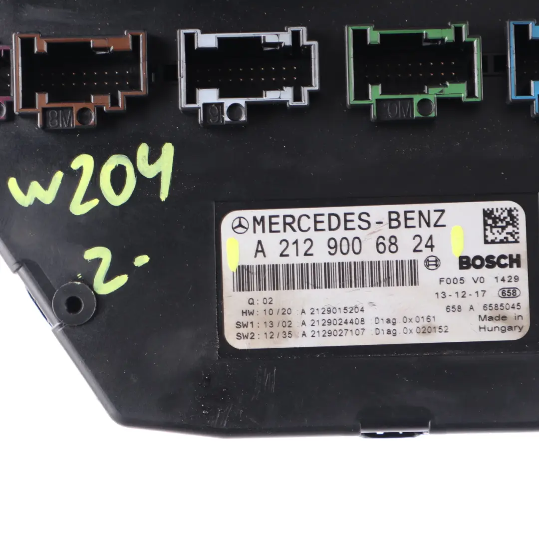  Caja Fusibles Delantera Mercedes W204 S204 Unidad Relé Módulo SAM - SKU A2129006824 - Número de pieza A2129006824