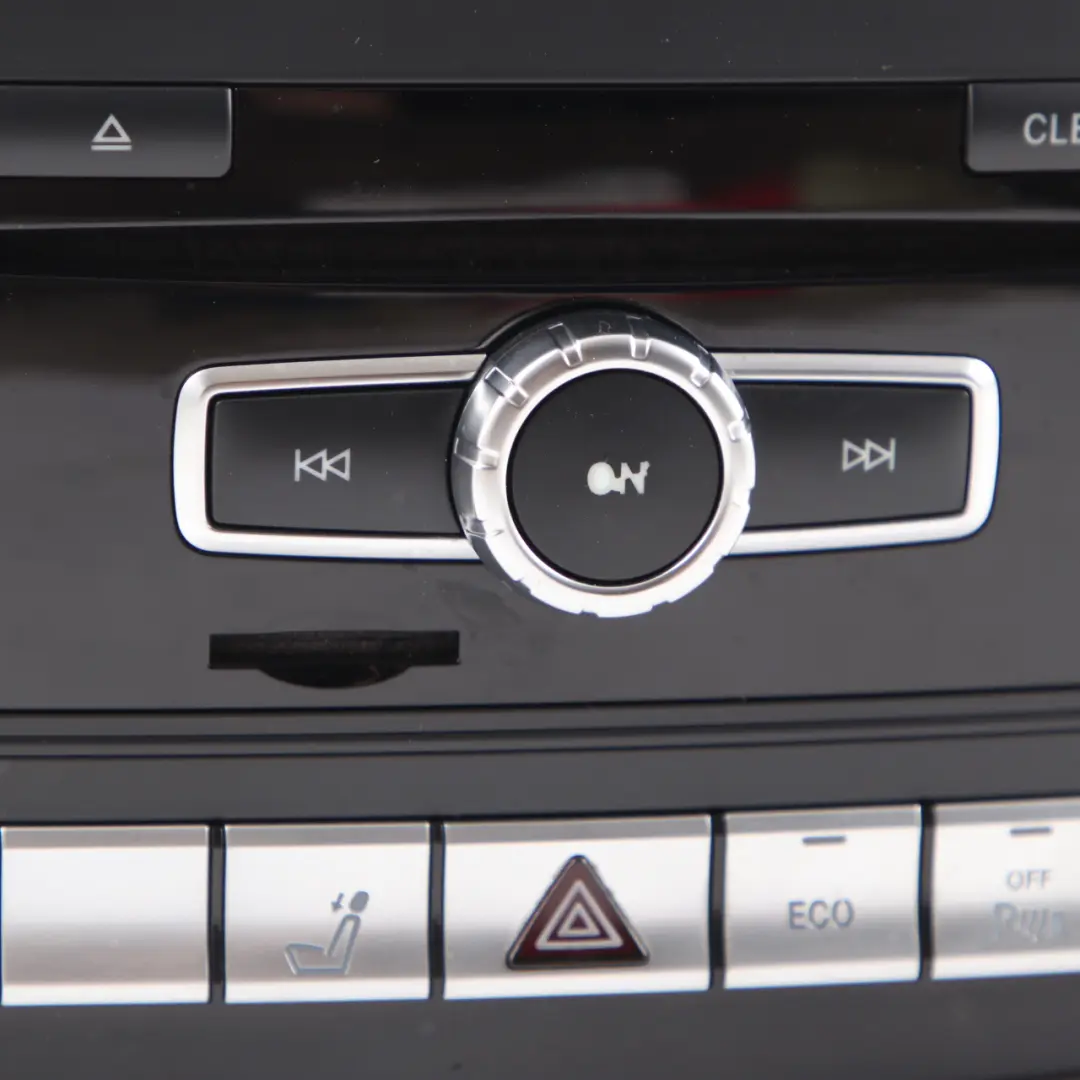 Radio Head Unit Mercedes W207 W212 COMAND Navi CD Player Navigation to with Part number A2129007126 Radio Head Unit Mercedes W207 W212 COMAND Navi CD Player Navigation - SKU A2129007126 - Part number A2129007126