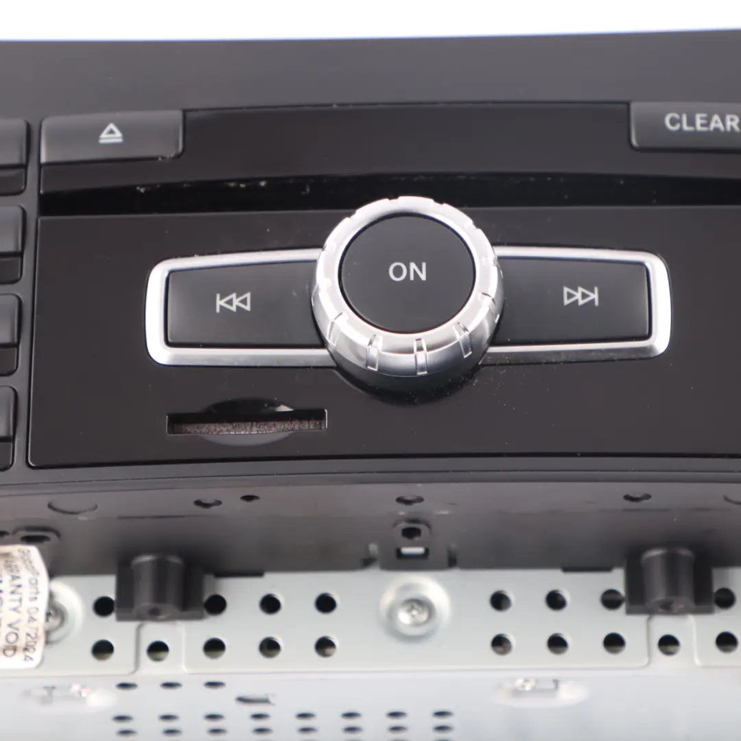 Radio Comand Control Unidad Principal Navegación Mercedes C207 W212 - SKU A2129007225 - Número de pieza A2129007225
