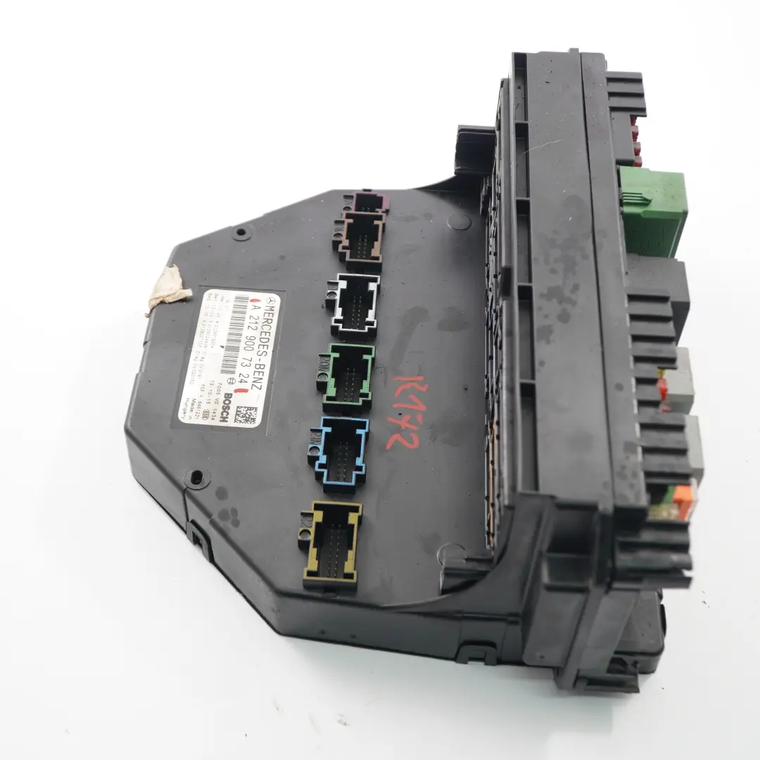 M271 Fuse Box SAM Relay Control Module to Mercedes SLK R171 Petrol with Part number A2129007324 Mercedes SLK R171 Petrol M271 Fuse Box SAM Relay Control Module - SKU A2129007324 - Part number A2129007324