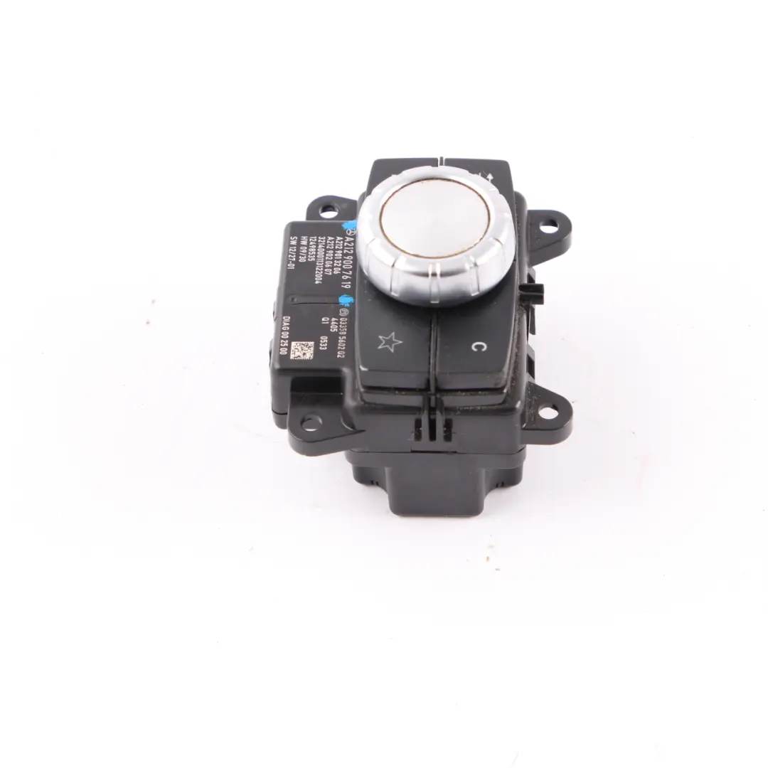 Bedienfeld Comand Navi CD Schalter Taster für Mercedes W212 mit Teilenummer A2129007619 Mercedes W212 Bedienfeld Comand Navi CD Schalter Taster - SKU A2129007619 - Teilenummer A2129007619