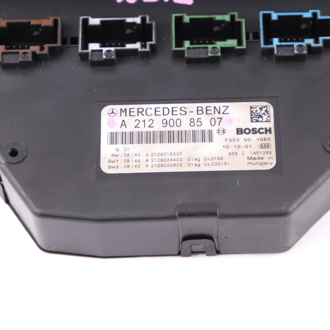 Caja Fusibles Delantera SAM Relé Unidad Control Módulo para Mercedes W212 con número de pieza A2129008507 Mercedes W212 Caja Fusibles Delantera SAM Relé Unidad Control Módulo - SKU A2129008507 - Número de pieza A2129008507