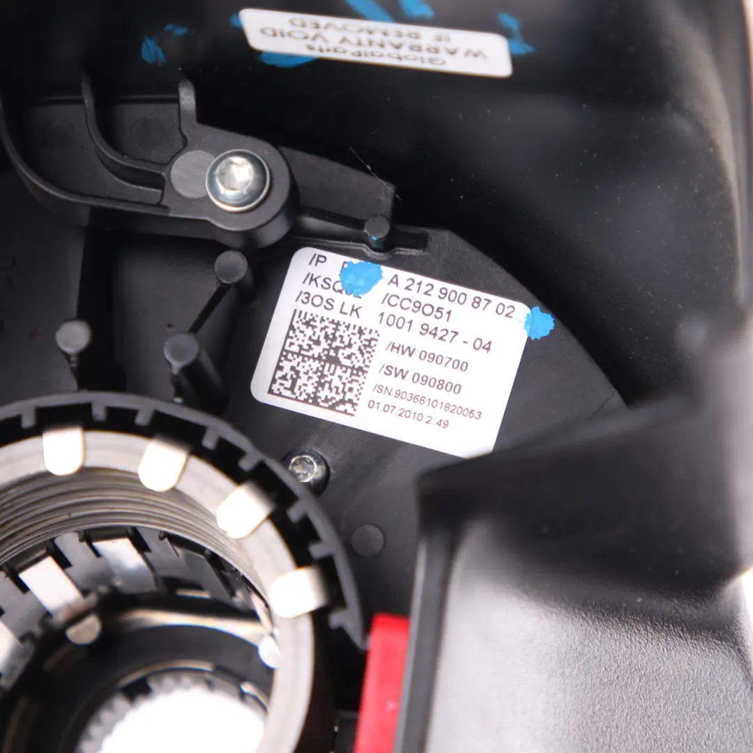 Slittamento dello sterzo Mercedes W212 Anello interruttore airbag Indicatore per con numero di parte A2129008702 Slittamento dello sterzo Mercedes W212 Anello interruttore airbag Indicatore - SKU A2129008702 - Numero di parte A2129008702