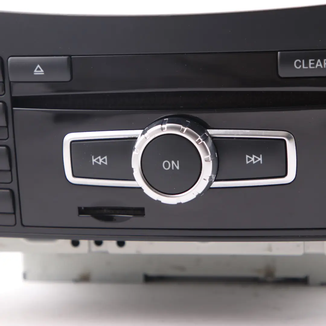 Radio Head Unit Mercedes W212 COMAND Navi CD DVD Player Navigation to with Part number A2129008716 Radio Head Unit Mercedes W212 COMAND Navi CD DVD Player Navigation - SKU A2129008716 - Part number A2129008716