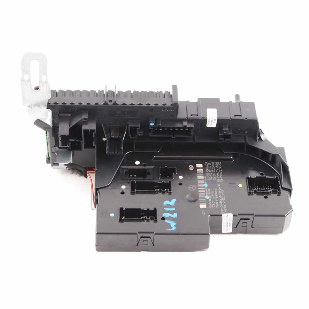 Sicherungskasten Relais Hinten SAM Steuergerät Modul für Mercedes W212 mit Teilenummer A2129009622 Mercedes W212 Sicherungskasten Relais Hinten SAM Steuergerät Modul - SKU A2129009622 - Teilenummer A2129009622