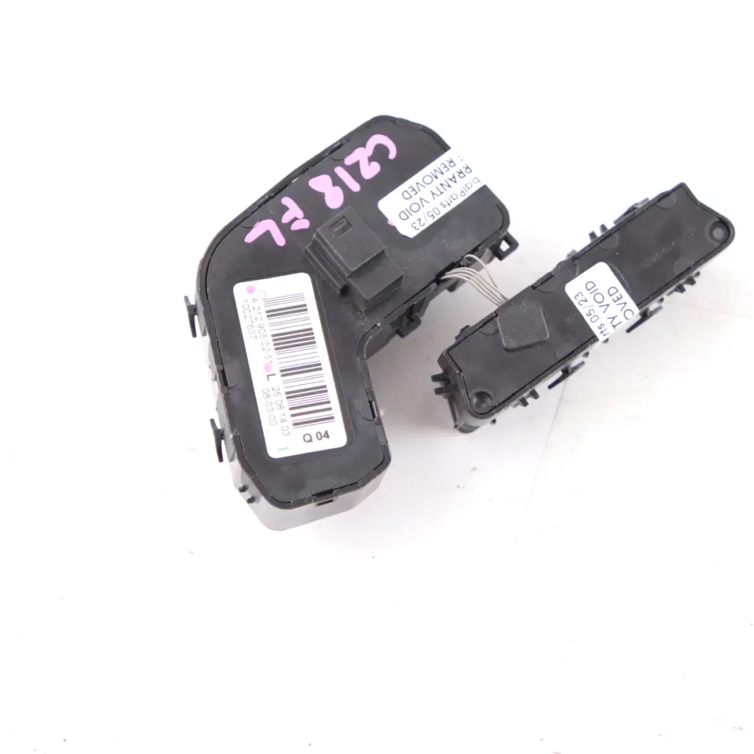 Switch Mercedes W212 W218 Regulation Adjust Door Front Left N/S to Seat with Part number A2129050251 Seat Switch Mercedes W212 W218 Regulation Adjust Door Front Left N/S - SKU A2129050251 - Part number A2129050251