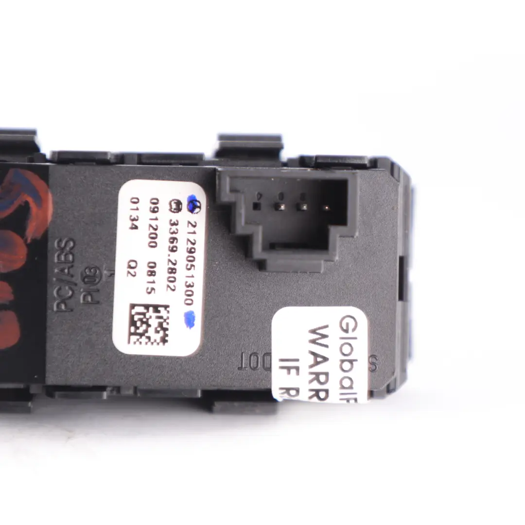 Warn Blink Licht ESP Schalter Einheit für Mercedes S212 mit Teilenummer A2129051300 Mercedes S212 Warn Blink Licht ESP Schalter Einheit - SKU A2129051300 - Teilenummer A2129051300