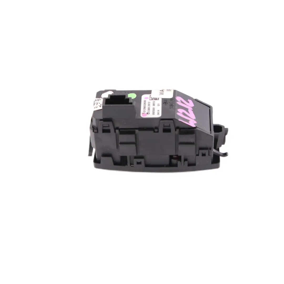  Interrupteur de feux de detresse Mercedes W212 Unite Bouton Tableau - SKU A2129052600 - Numéro de pièce A2129052600