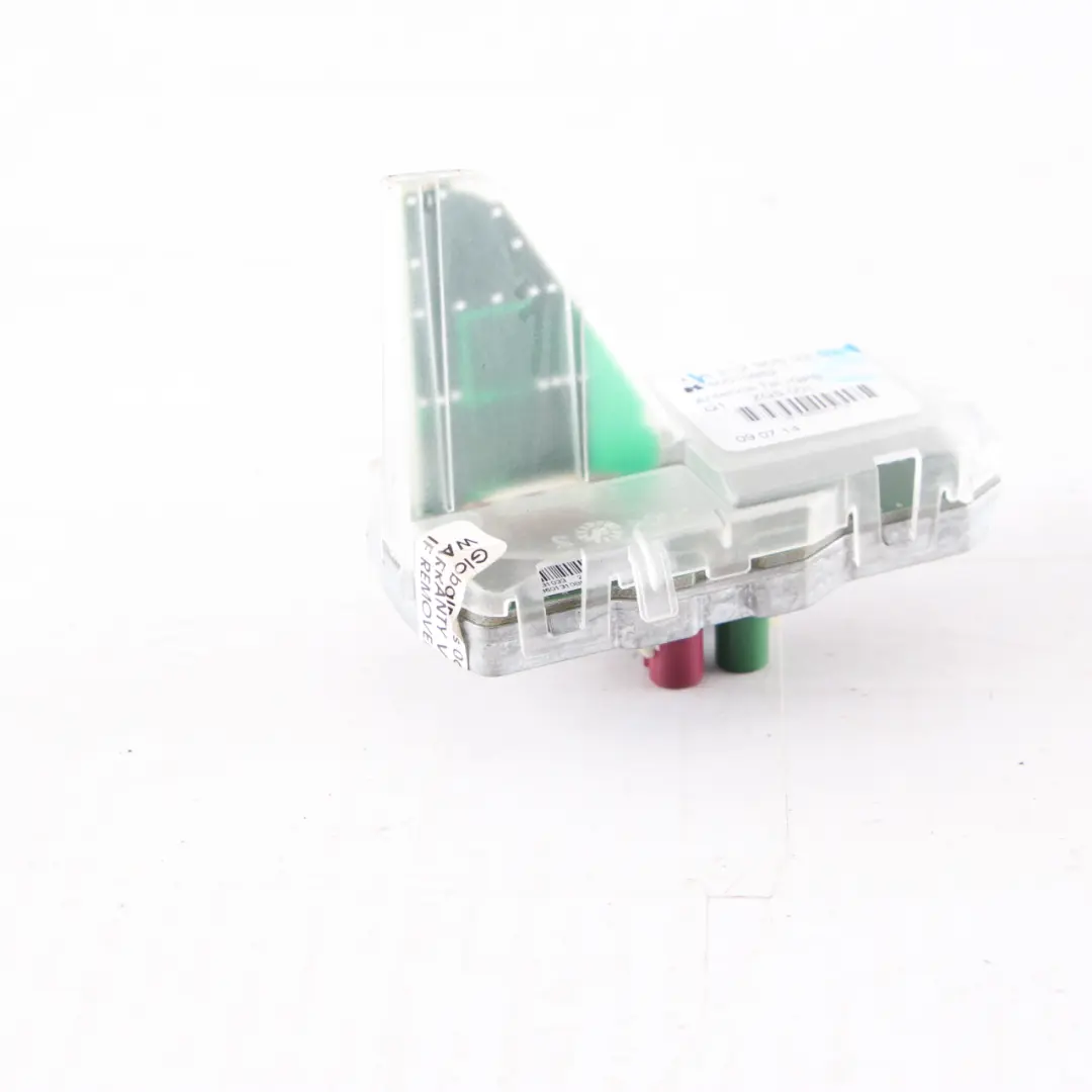 Antenna Mercedes W212 W218 W246 Antenna aletta di squalo per con numero di parte A2129053202 Antenna Mercedes W212 W218 W246 Antenna aletta di squalo - SKU A2129053202 - Numero di parte A2129053202