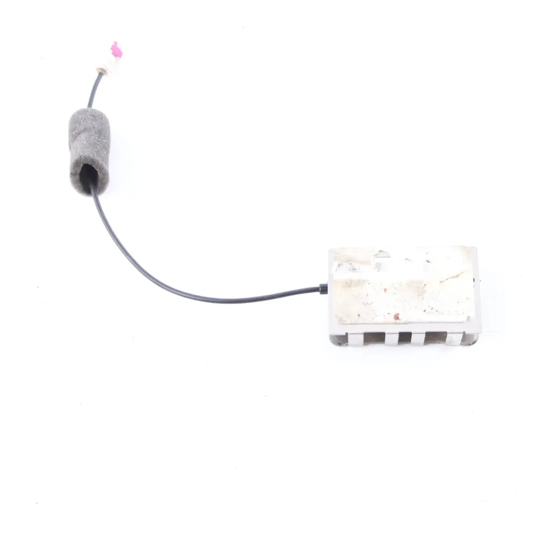 Mercedes W212 Antena Amplificador Módulo de antena trasera derecha A2129054903 - SKU A2129057305 - Número de pieza A2129057305