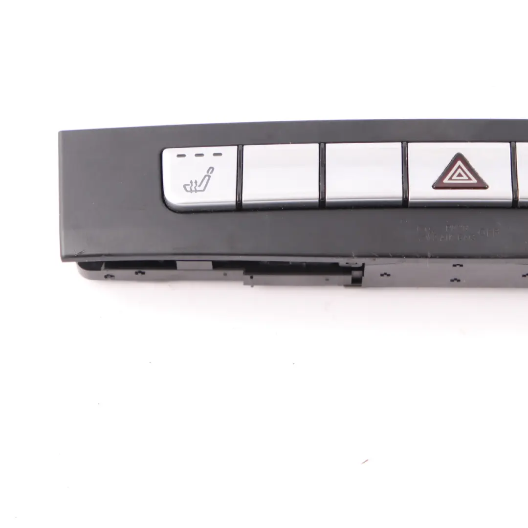 Interruttore Pannello Controllo Sedile Riscaldamento Pericolo PDC per Mercedes W212 con numero di parte A2129059803 Mercedes W212 Interruttore Pannello Controllo Sedile Riscaldamento Pericolo PDC - SKU A2129059803 - Numero di parte A2129059803