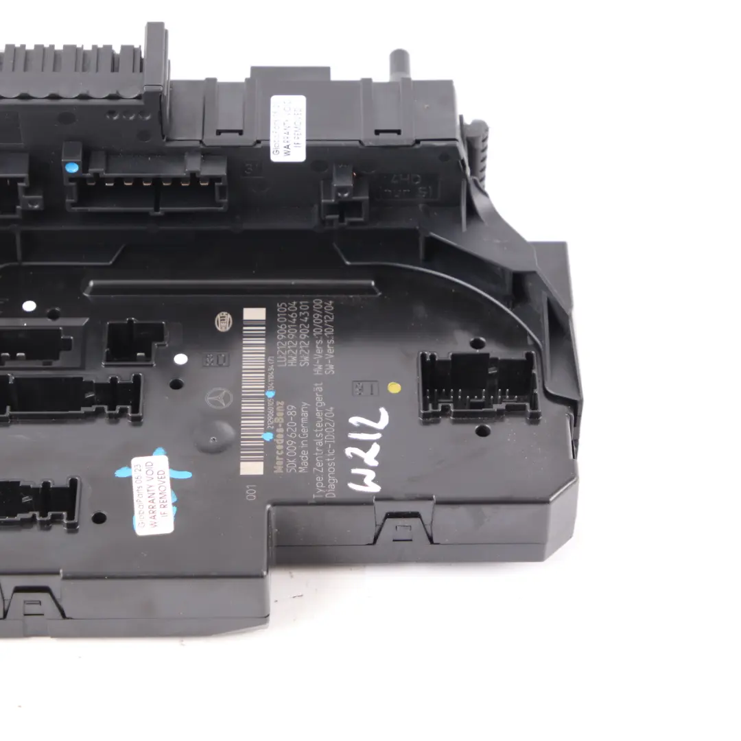 Mercedes W212 Boîte Fusibles Rear SAM Relay Control Unit Module - SKU A2129060105 - Numéro de pièce A2129060105