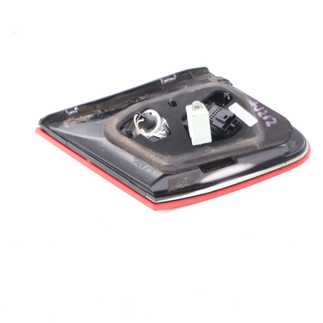 Mercedes W212 Berlina Luz Trasera Izquierda Tapa Maletero Portón Trasero Bota - SKU A2129060358 - Número de pieza A2129060358