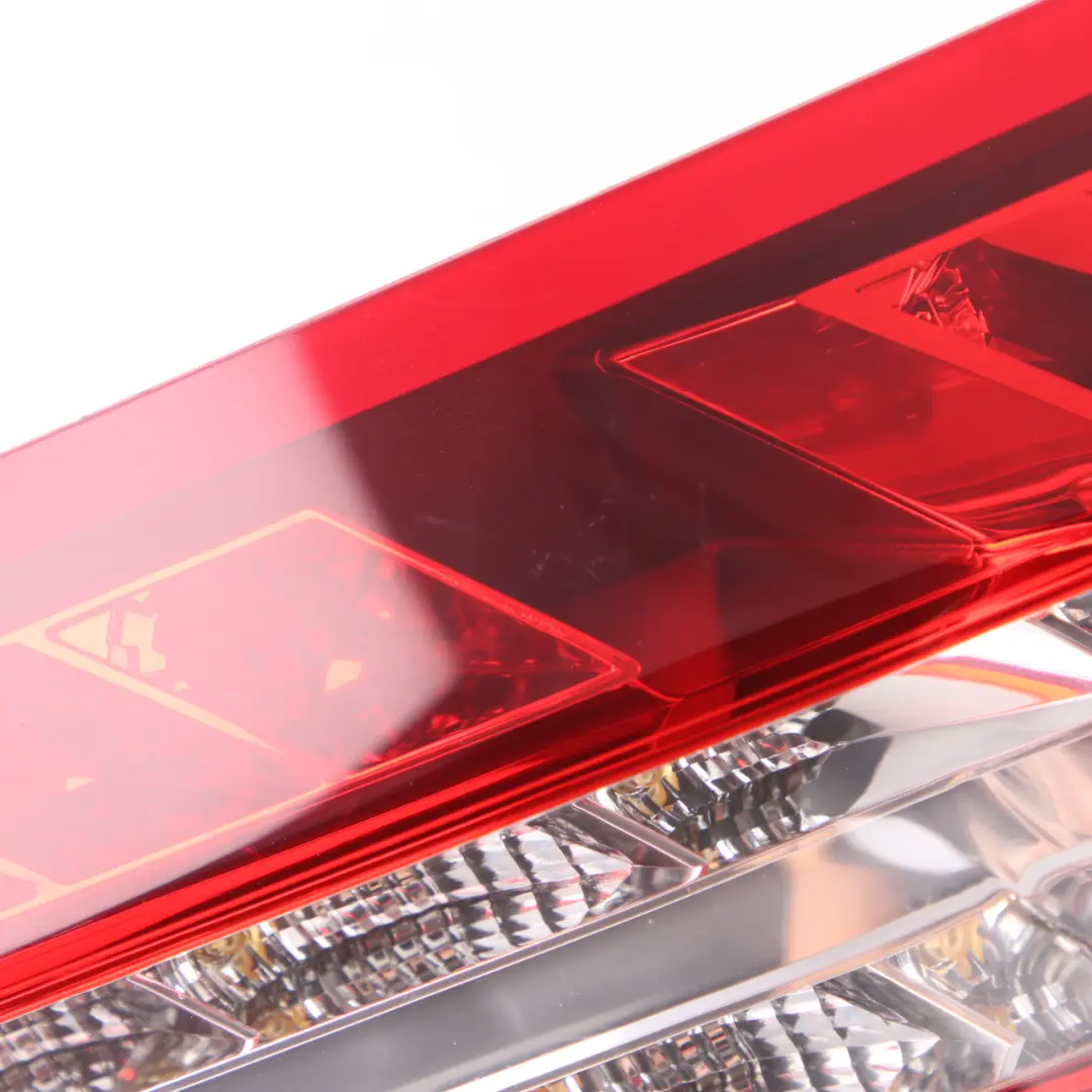Mercedes W212 Lampa Lewy Tył Lewa Tylna - SKU A2129060558 - Numer Części A2129060558